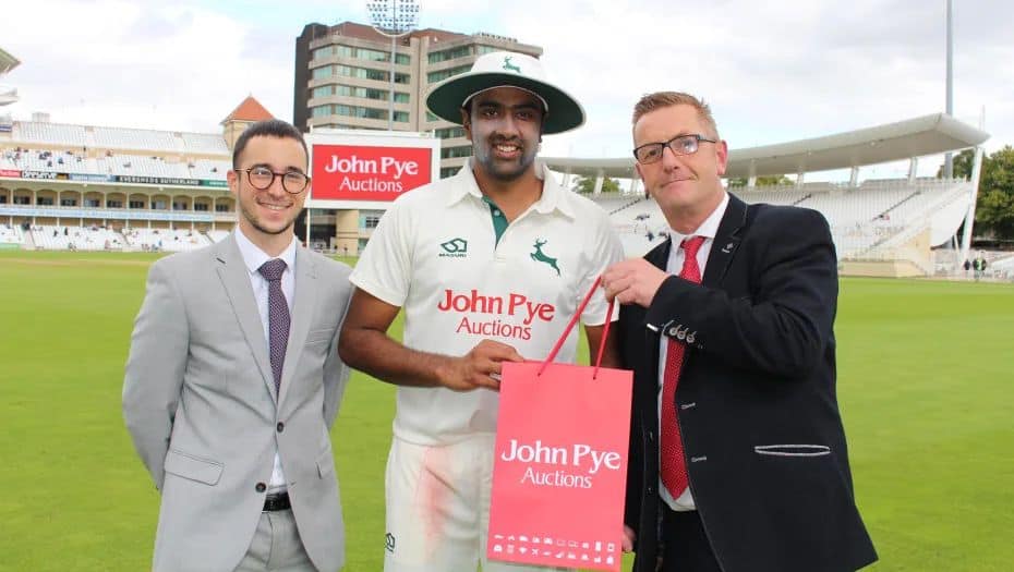 The India international scored 197 runs at 39.40 and took 23 wickets at 19.91 in his first stint with the Club, scoring one half-century and taking three five-wicket hauls.