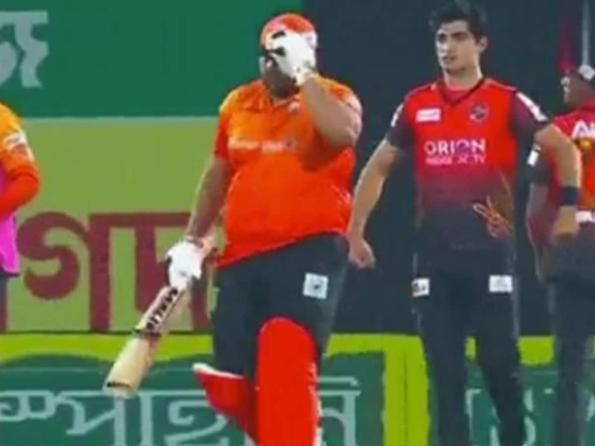 Naseem Shah, Azam Khan, Bangladesh Premier League, Khulna Tigers, Comilla Victorians, BPL, Azam Khan-Naseem Shah Fight
