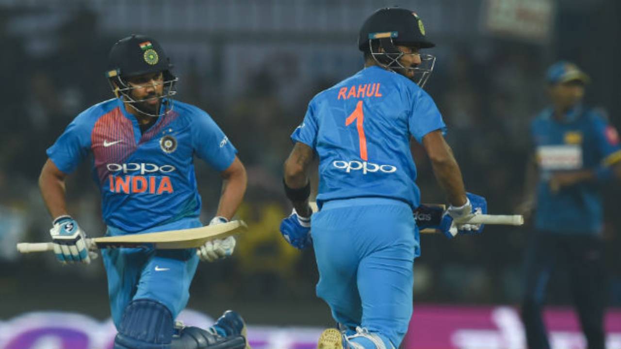 Rohit and KL Rahul batting against Sri Lanka