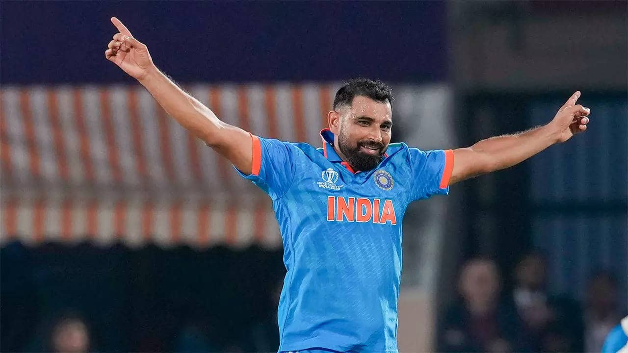 Mohammed Shami bowling for India