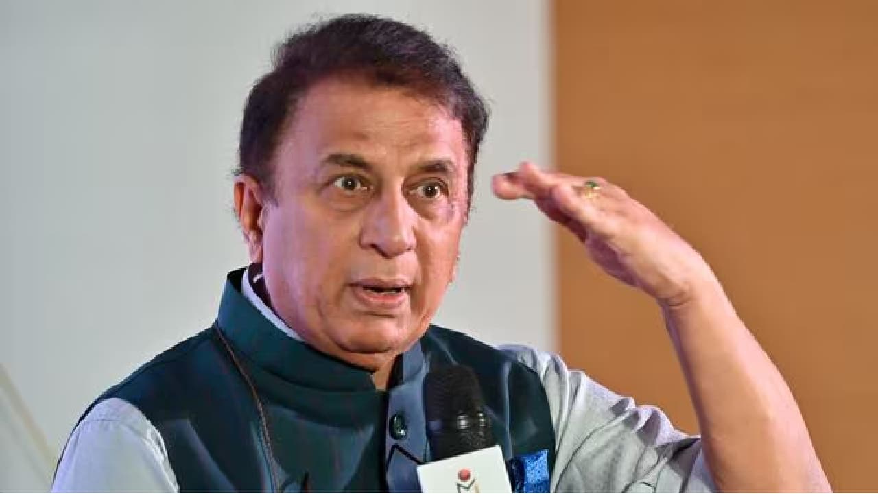 Gavaskar giving an interview
