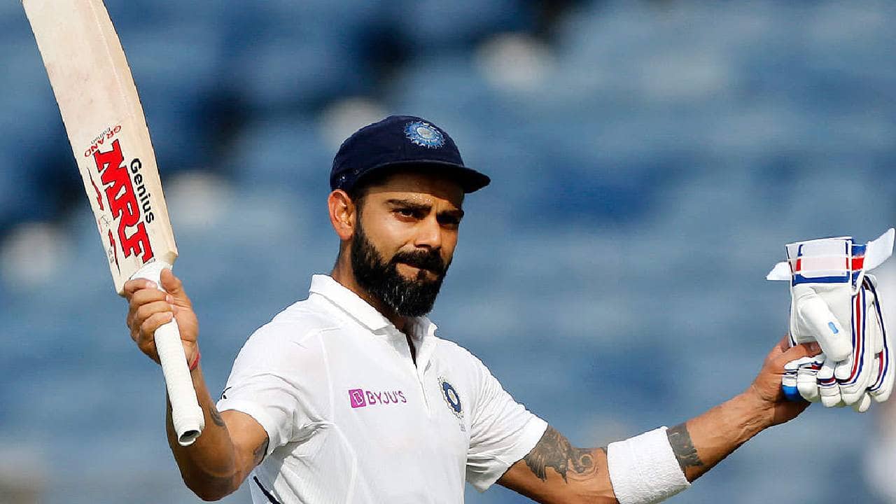 Kohli scoring a Test century